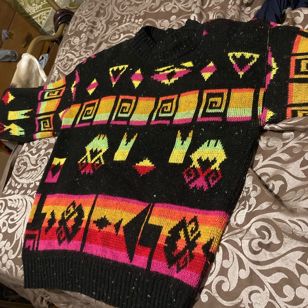 Colorful 90s sweater